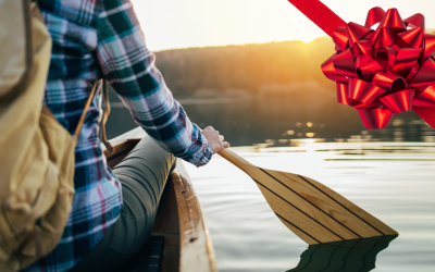 Why the Gift of a Canoe Adventure is a Great Option This Holiday Season